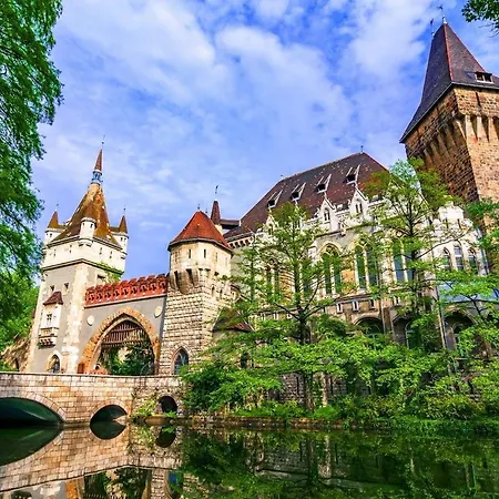 Rozsa 55 Budapest