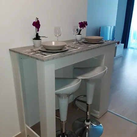 Apartment Rozsa 55
